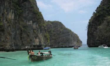 Krabi four Island trip with Longtail boat